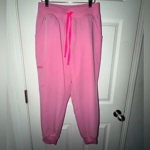 Women's Figs High Waisted Zamora Jogger Pants in Chalk Pink